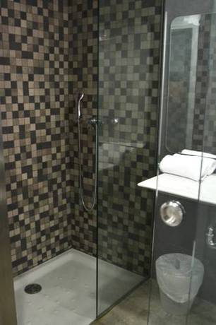 Imagen de la habitación del B&B 10 Girona. Foto 5