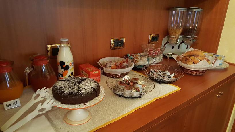 Imagen del bar/restaurante del B&B Affittacamere Conte Di Cavour. Foto 2
