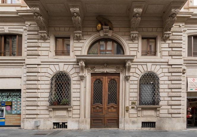 Imagen general del B&B Affreschi Su Roma Luxury Bandb. Foto 10