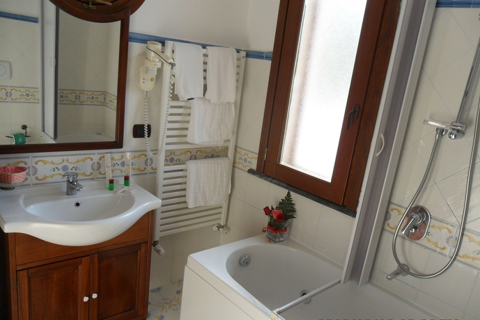 Imagen de la habitación del B&B Agriturismo Villa Palmentiello. Foto 6