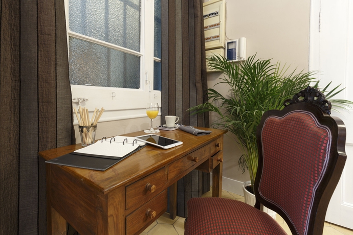 Imagen de los interiores del B&B Ainb Born-via Laietana. Foto 14