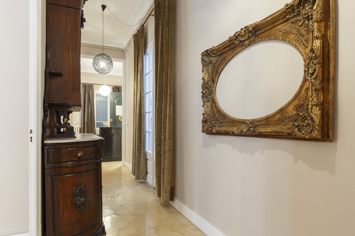 Imagen de los interiores del B&B Ainb Born-via Laietana. Foto 15