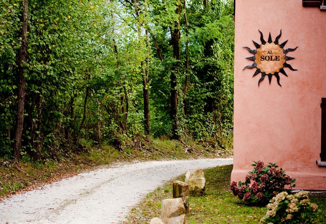 Imagen de los exteriores del B&B Al Sole Di Cavessago. Foto 10