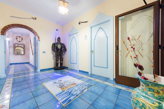 Imagen de los interiores del B&B Albergo Riviera. Foto 11