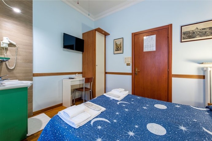 Imagen de la habitación del B&B Alessandro A San Pietro Best Bed. Foto 10