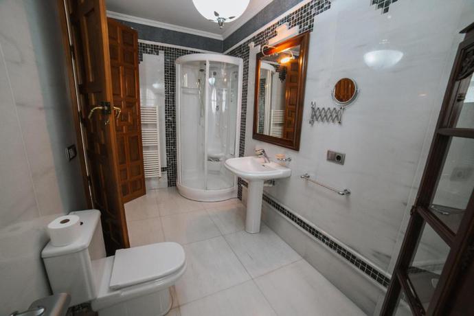 Imagen de la habitación del B&B Andalusian Palace. Foto 4