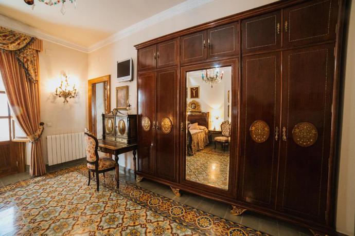 Imagen de la habitación del B&B Andalusian Palace. Foto 8