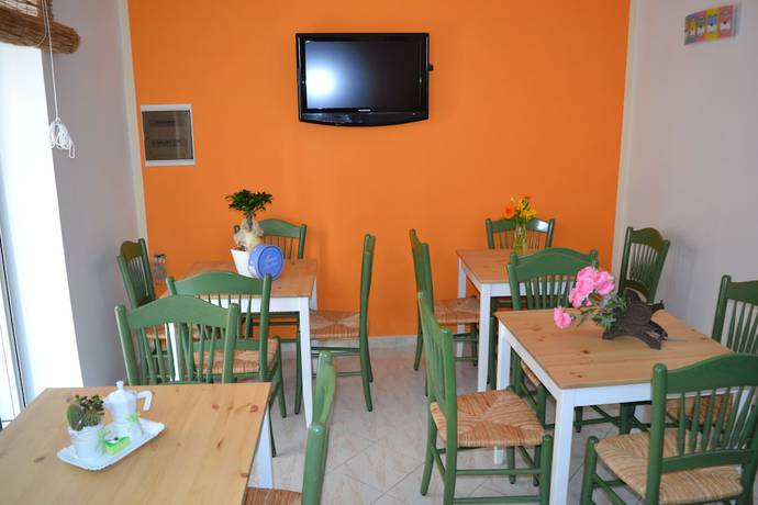 Imagen del bar/restaurante del B&B Anna's Family. Foto 2