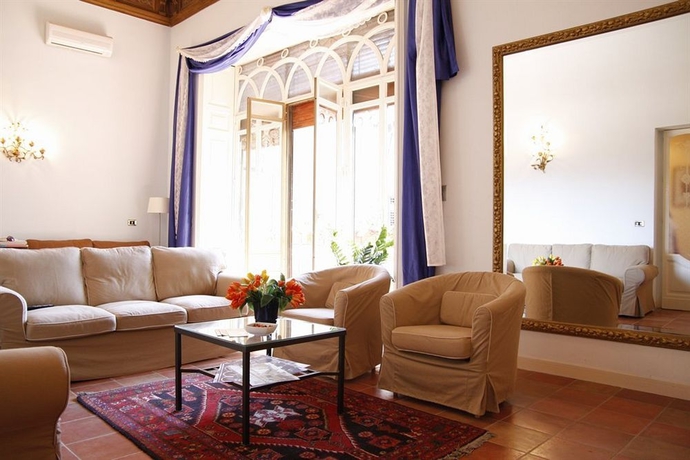 Imagen de los interiores del B&B Antica Dimora Caruso. Foto 12