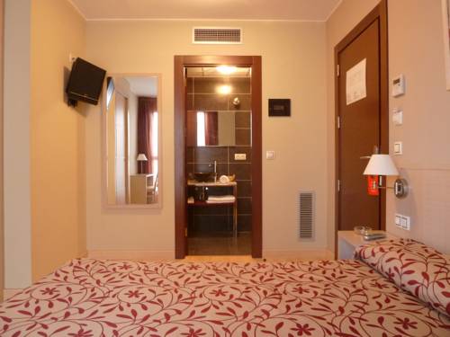 Imagen de la habitación del B&B Arcohotel. Foto 13