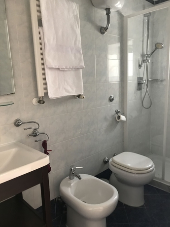 Imagen de la habitación del B&B Art Suite Principe Umberto. Foto 13