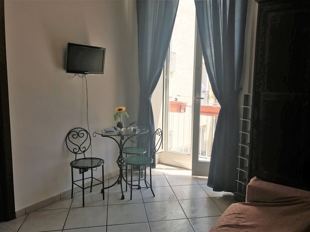 Imagen de los interiores del B&B Art Suite Principe Umberto. Foto 17