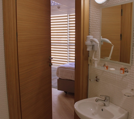 Imagen de la habitación del B&B Avcilar Dedem Hotel 2. Foto 4