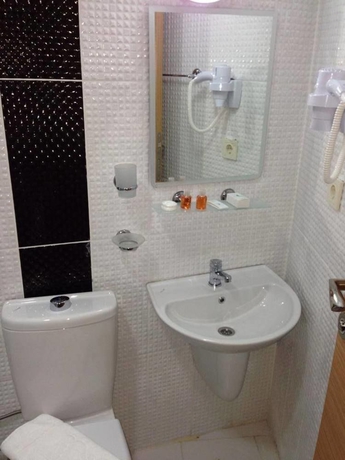 Imagen de la habitación del B&B Avcilar Dedem Hotel 2. Foto 6