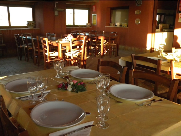 Imagen del bar/restaurante del B&B Baglio Maragani Az Agric. Foto 7