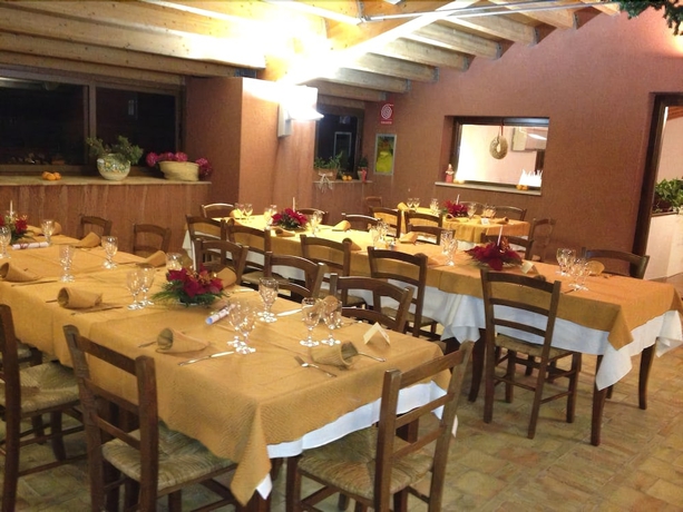 Imagen del bar/restaurante del B&B Baglio Maragani Az Agric. Foto 9