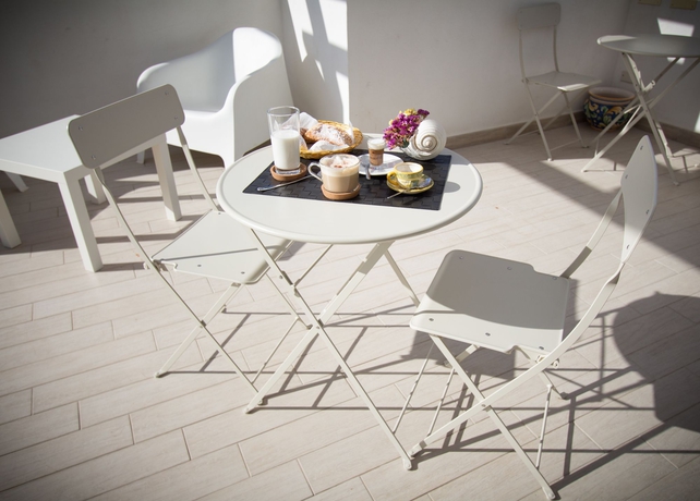 Imagen del bar/restaurante del B&B Baglio Santa Croce. Foto 6