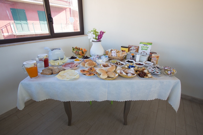 Imagen del bar/restaurante del B&B Baglio Santa Croce. Foto 7