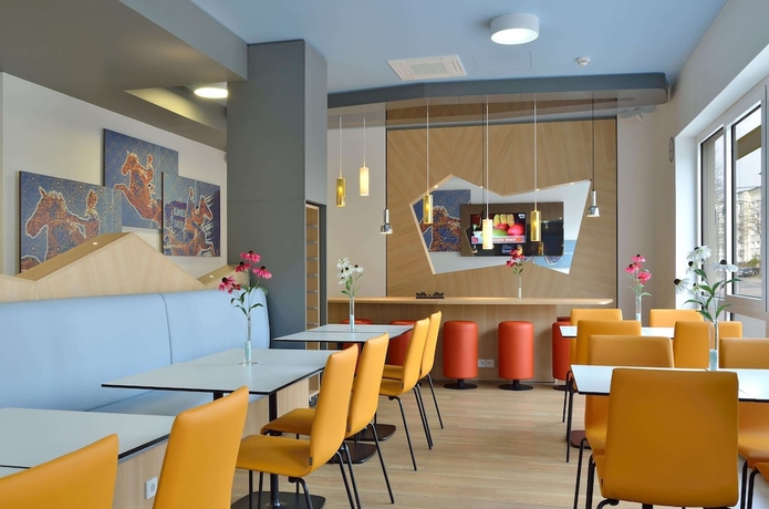 Imagen del bar/restaurante del B&B B&B Magdeburg. Foto 8