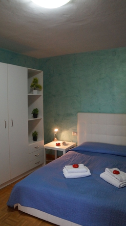 Imagen de la habitación del B&B B&B Zaffiro Blu Airport. Foto 9