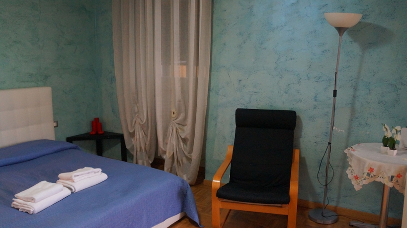 Imagen de la habitación del B&B B&B Zaffiro Blu Airport. Foto 12