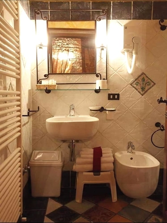 Imagen de la habitación del B&B Bandb Corte Di Re Artù. Foto 9