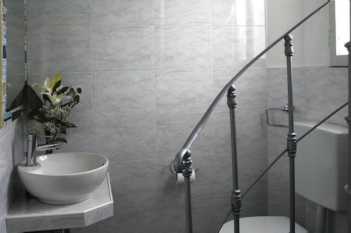 Imagen de la habitación del B&B Bandb Dante E Beatrice. Foto 17