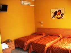 Imagen de la habitación del B&B Bandb Hotel Bicocca. Foto 4