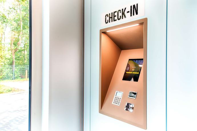 Imagen de los interiores del B&B Bandb Hotel Cuxhaven. Foto 19