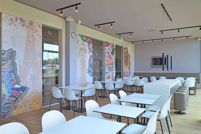 Imagen del bar/restaurante del B&B Bandb Hotel Köln-ehrenfeld. Foto 2