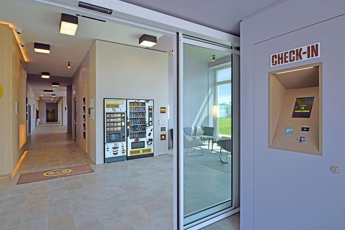 Imagen de los interiores del B&B Bandb Hotel Köln-ehrenfeld. Foto 16