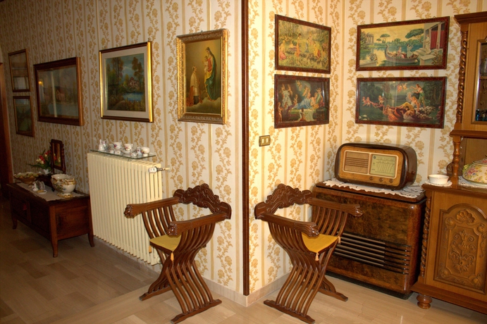 Imagen de los interiores del B&B Bandb In Centro A Pacentro. Foto 15