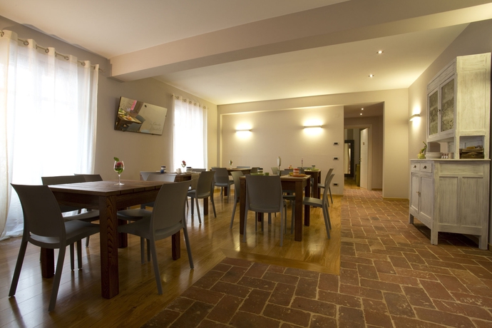 Imagen del bar/restaurante del B&B Bandb La Ceramica Moline. Foto 3