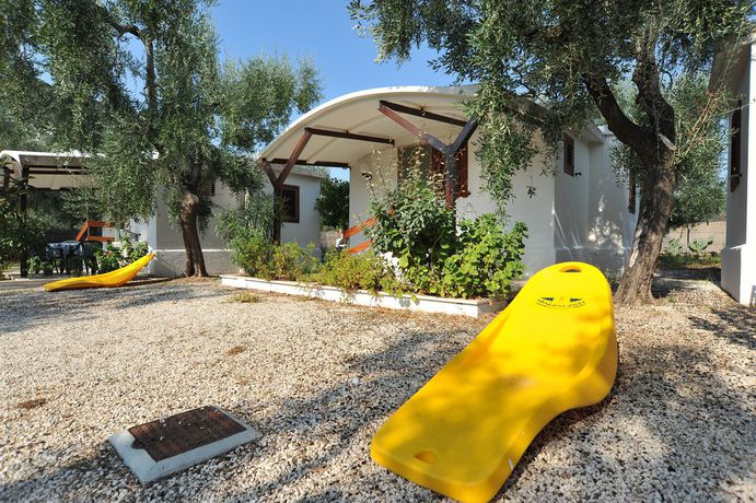 Imagen de los exteriores del B&B Bandb Lido Dei Pini. Foto 10