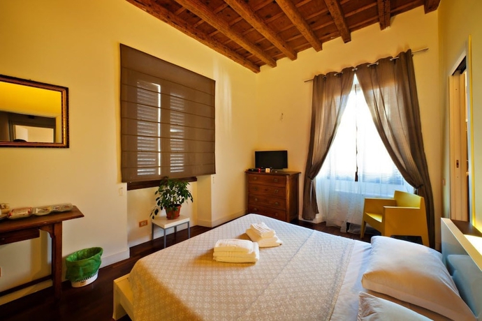 Imagen de la habitación del B&B Bandb Suburbe Roma. Foto 10