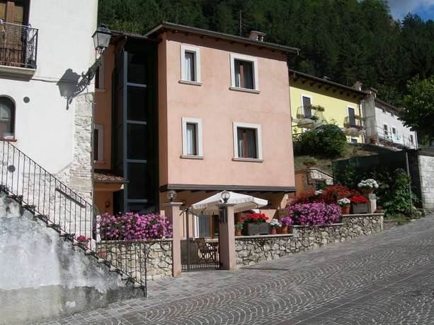 Imagen de los exteriores del B&B Bandb Villa Celeste. Foto 16