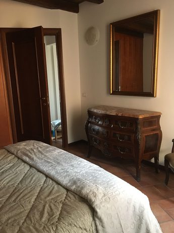 Imagen de la habitación del B&B Bb Il Re Alla Reginella Guest House. Foto 2