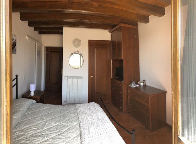 Imagen de la habitación del B&B Bb Il Re Alla Reginella Guest House. Foto 5