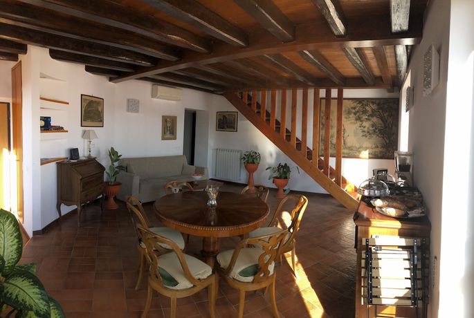 Imagen de los interiores del B&B Bb Il Re Alla Reginella Guest House. Foto 12
