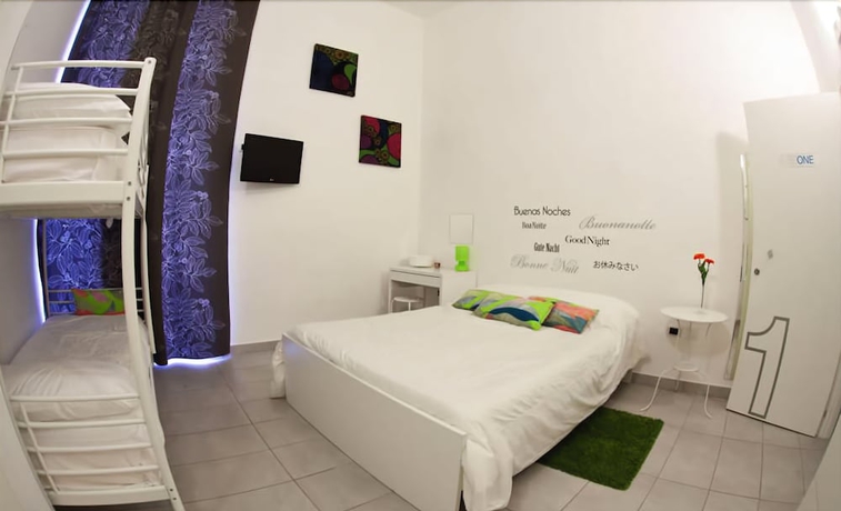 Imagen de la habitación del B&B Behouse Naples Room and Breakfast. Foto 3
