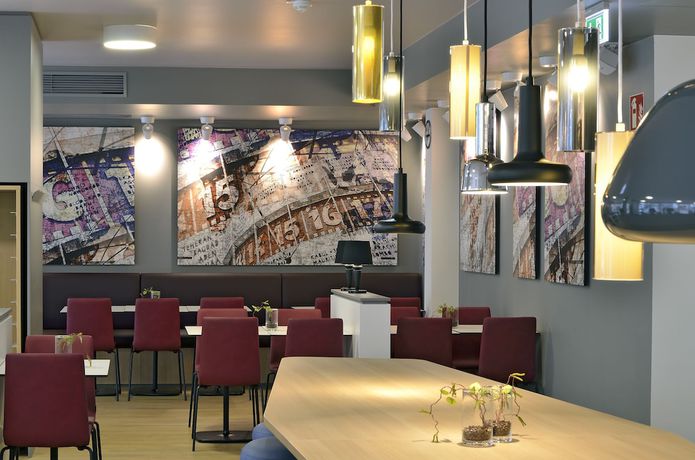 Imagen del bar/restaurante del B&B Berlin Alexanderplatz. Foto 2