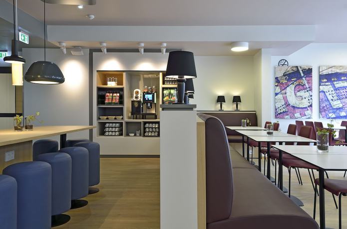 Imagen del bar/restaurante del B&B Berlin Alexanderplatz. Foto 3