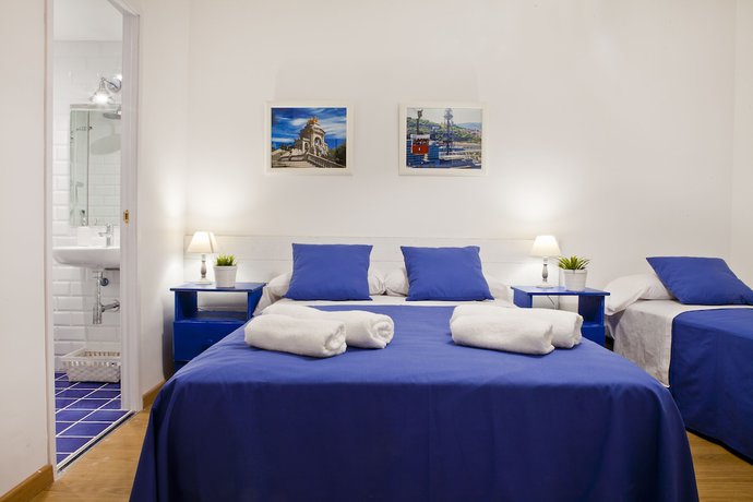 Imagen de la habitación del B&B Blue Barcelona. Foto 6