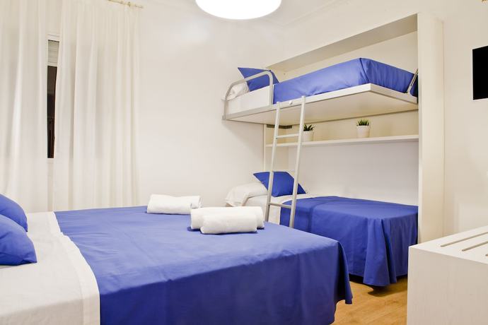 Imagen de la habitación del B&B Blue Barcelona. Foto 11