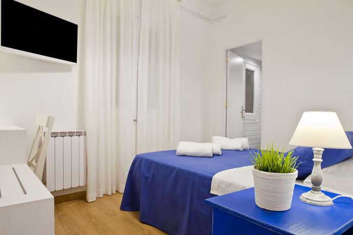 Imagen de la habitación del B&B Blue Barcelona. Foto 13