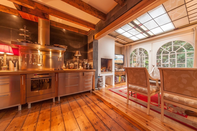 Imagen del bar/restaurante del B&B Breitner House. Foto 6
