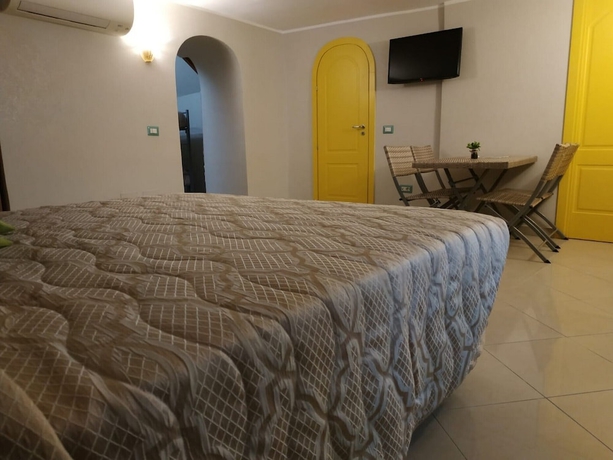 Imagen de la habitación del B&B Buono, Nápoles. Foto 15