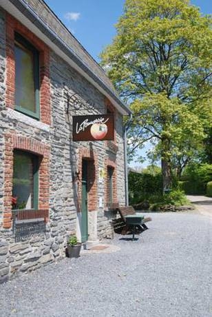 Imagen de los exteriores del B&B Byb La Pommeraie. Foto 3