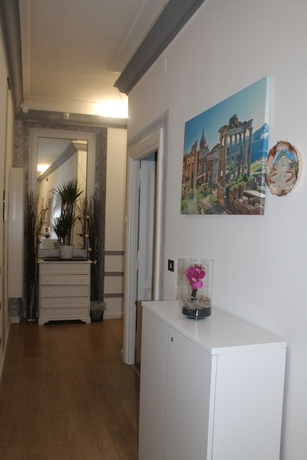 Imagen de los interiores del B&B Carpe Diem, Roma. Foto 15