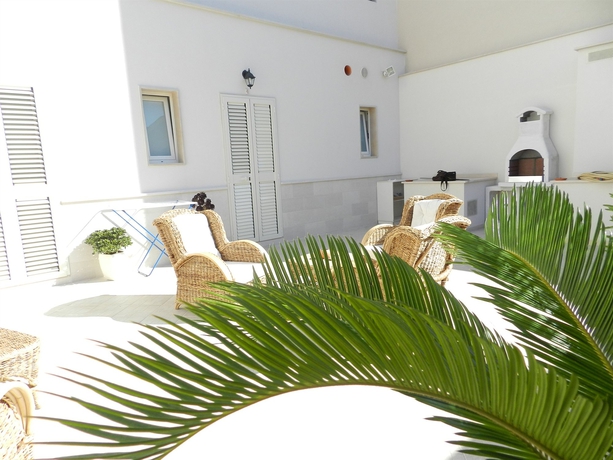 Imagen de los exteriores del B&B Casa Dolce Casa Monopoli. Foto 10